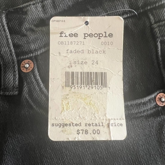 FREE PEOPLE CUFFED SLIM BOYFRIEND JEANS FADED BLACK NWT WOMEN'S SIZE 24 - Picture 13 of 16